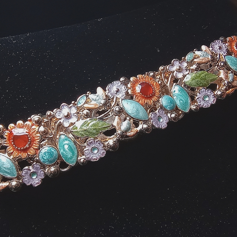 Liz Claiborne Flowers Bees Bracelet Panel Link Enamel Pastel Floral 7.25"